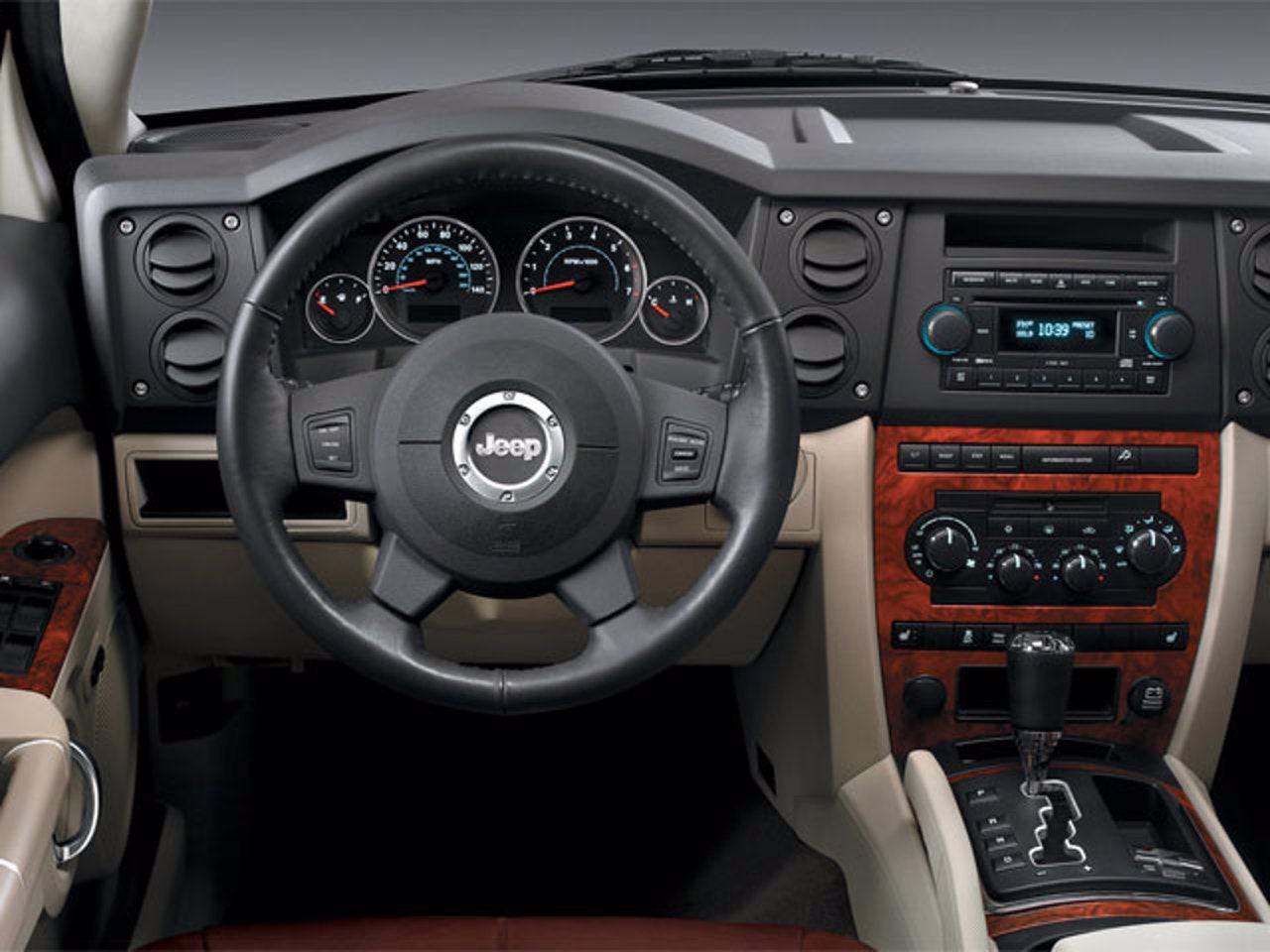 2010 Jeep Commander Sport