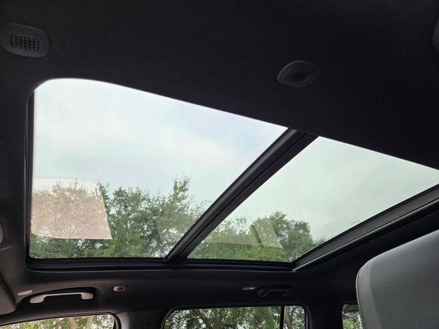 2024 Jeep Wagoneer Base