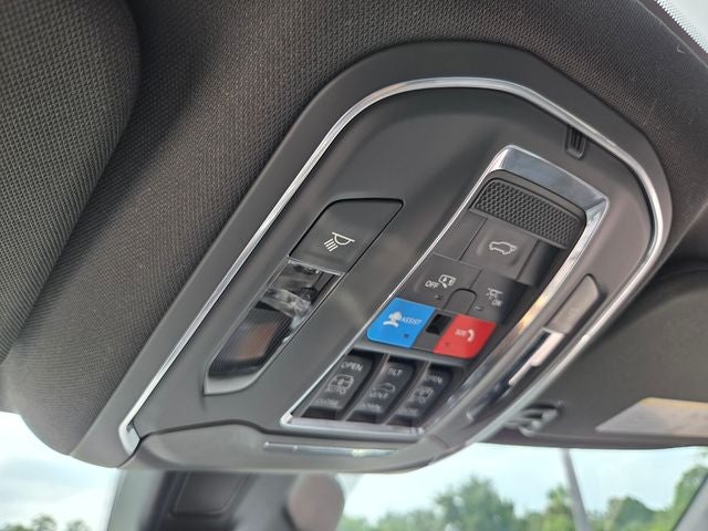 2024 Jeep Wagoneer Base