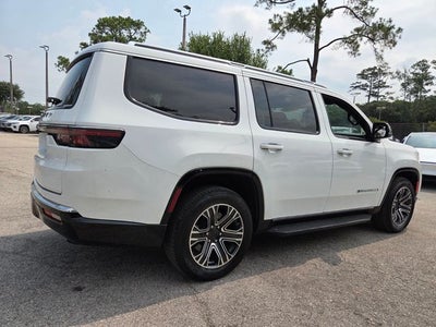 2024 Jeep Wagoneer Base