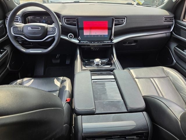 2024 Jeep Wagoneer Base