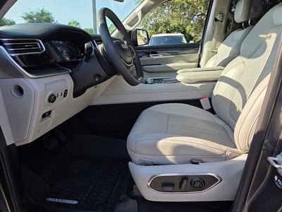 2022 Jeep Wagoneer Series II