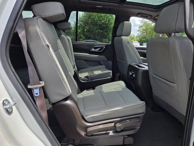 2022 GMC Yukon SLT