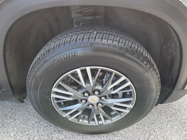 2025 Chevrolet Traverse LT 2LT