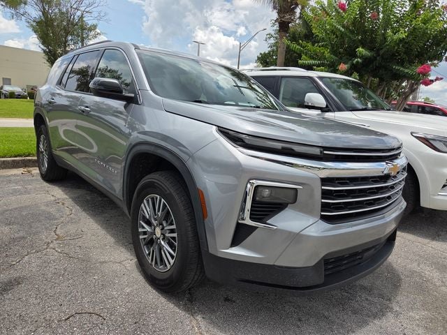 2025 Chevrolet Traverse LT 2LT