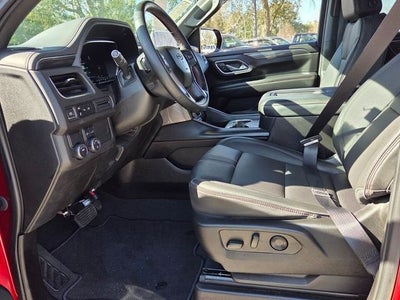 2023 Chevrolet Suburban RST