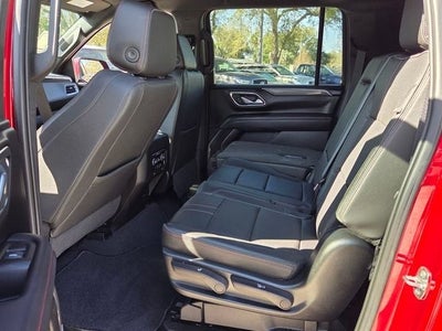 2023 Chevrolet Suburban RST