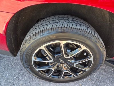 2023 Chevrolet Suburban RST