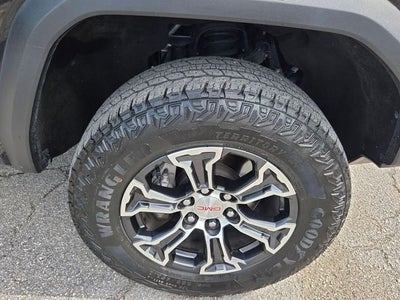 2023 GMC Canyon AT4