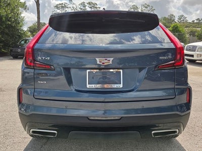 2024 Cadillac XT4 Premium Luxury
