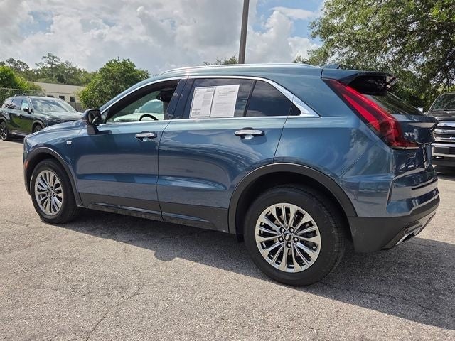 2024 Cadillac XT4 Premium Luxury