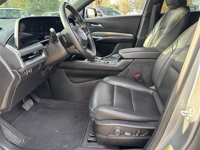 2025 Cadillac XT4 Premium Luxury