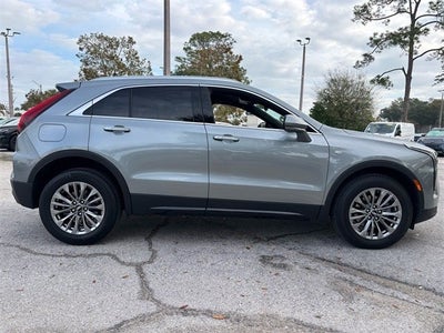 2025 Cadillac XT4 Premium Luxury