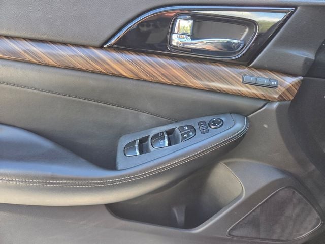 2016 Nissan Maxima Platinum