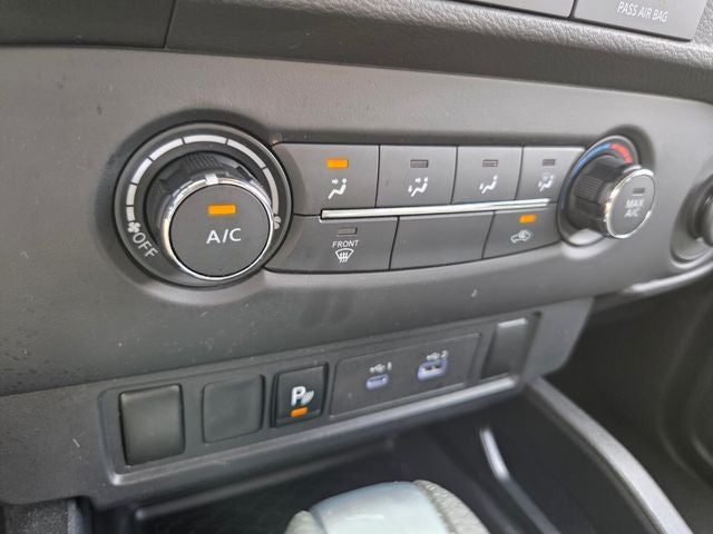2023 Nissan Frontier S