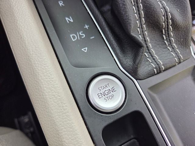 2021 Volkswagen Atlas 3.6L V6 SEL R-Line