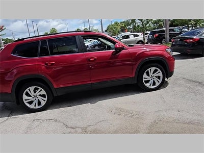 2022 Volkswagen Atlas 3.6L V6 SE w/Technology