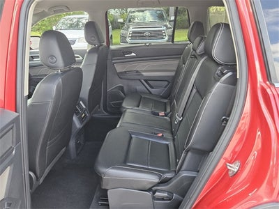 2022 Volkswagen Atlas 3.6L V6 SE w/Technology