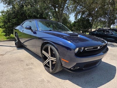 2015 Dodge Challenger SXT