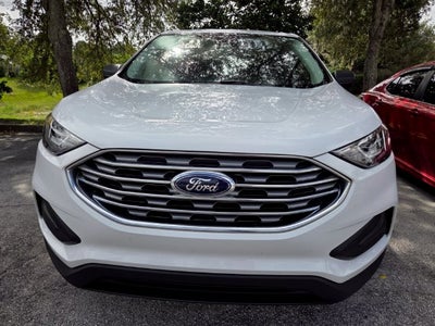 2022 Ford Edge SE