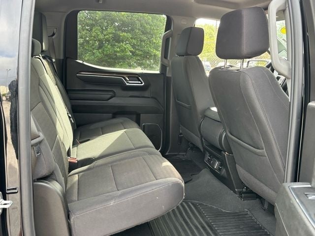 2025 Chevrolet Silverado 1500 LT LT1