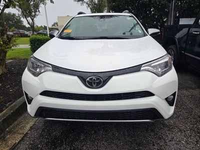 2018 Toyota RAV4 SE