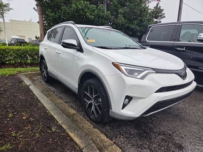 2018 Toyota RAV4 SE