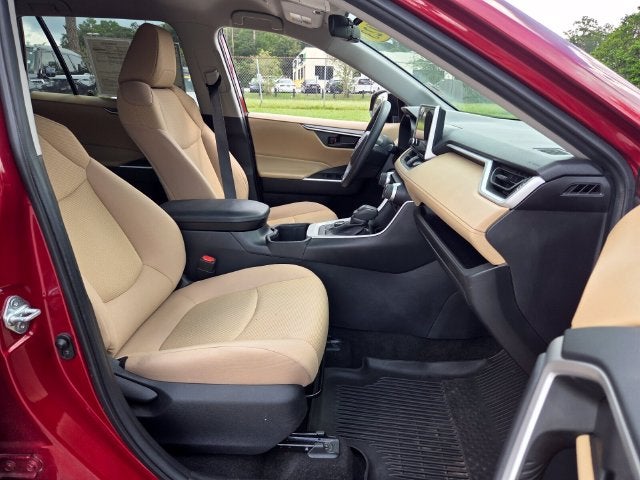 2023 Toyota RAV4 Hybrid LE