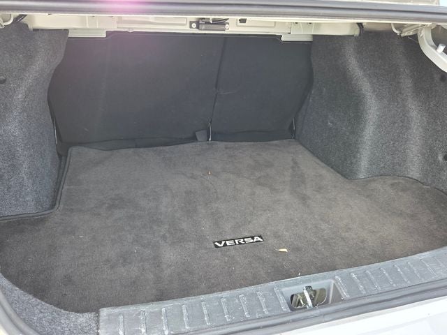2024 Nissan Versa 1.6 SR