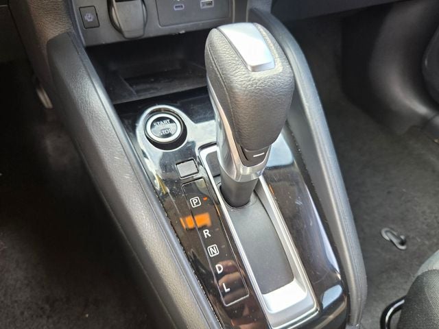 2024 Nissan Versa 1.6 SR