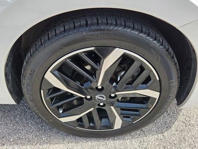 2024 Nissan Versa 1.6 SR