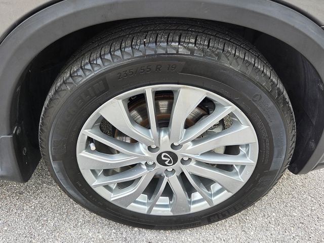 2023 INFINITI QX50 LUXE FWD