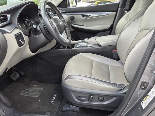 2023 INFINITI QX50 LUXE FWD