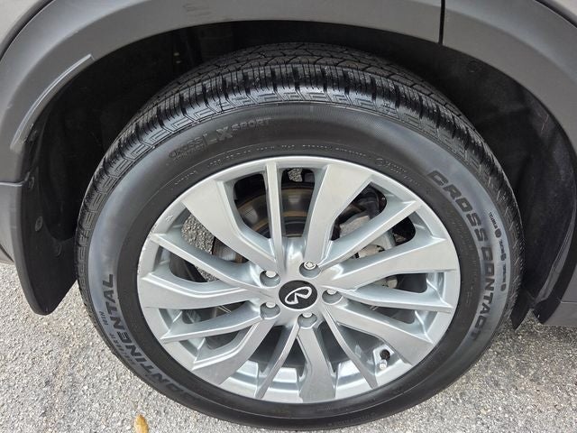 2023 INFINITI QX50 LUXE FWD