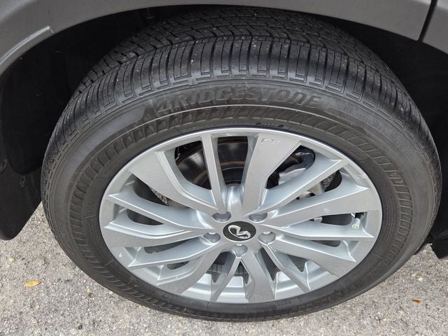 2024 INFINITI QX50 LUXE FWD