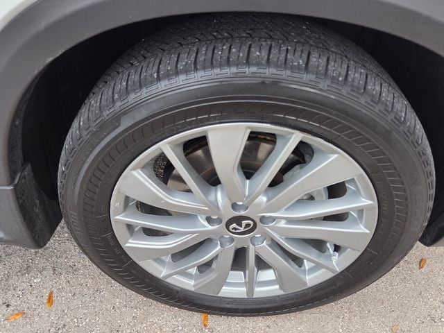 2024 INFINITI QX50 LUXE FWD