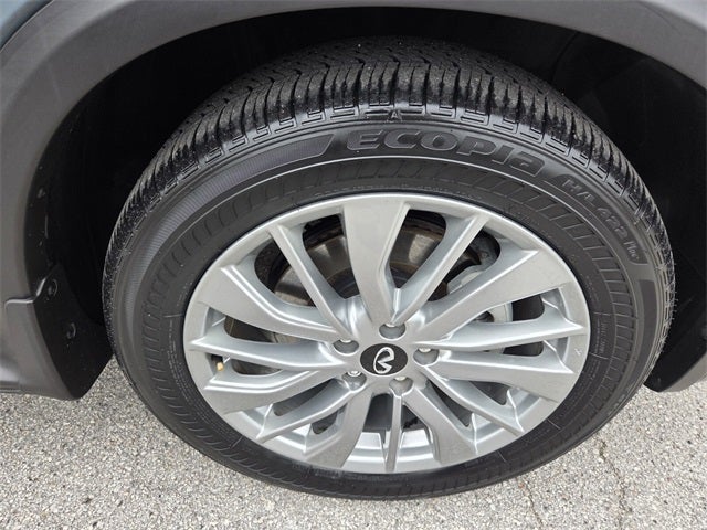 2023 INFINITI QX50 LUXE FWD