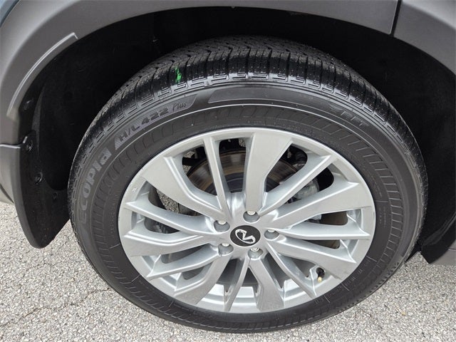 2023 INFINITI QX50 LUXE FWD