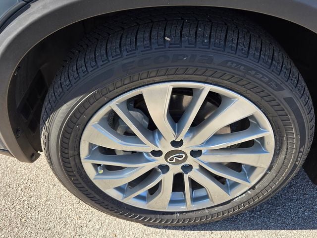 2023 INFINITI QX50 LUXE FWD