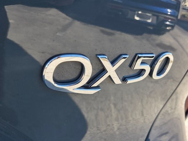 2023 INFINITI QX50 LUXE FWD