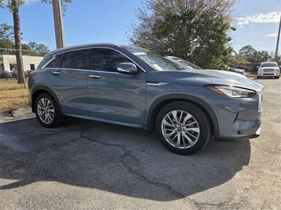 2023 INFINITI QX50 LUXE FWD
