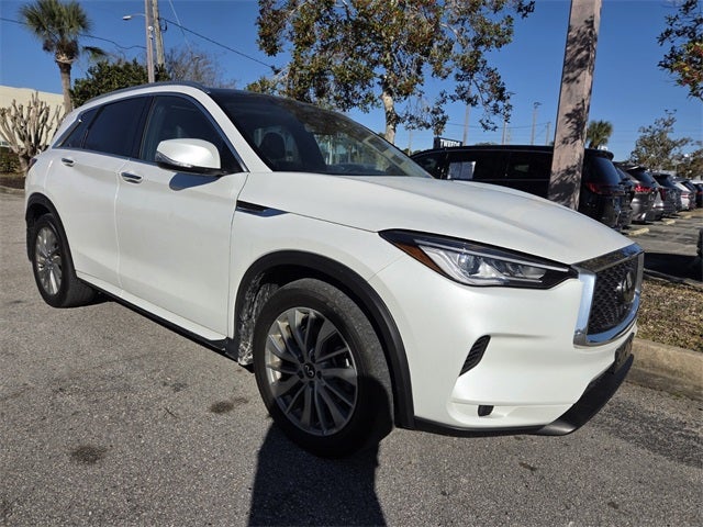 2023 INFINITI QX50 LUXE AWD