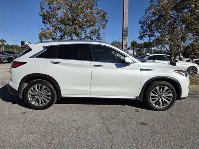 2023 INFINITI QX50 LUXE AWD