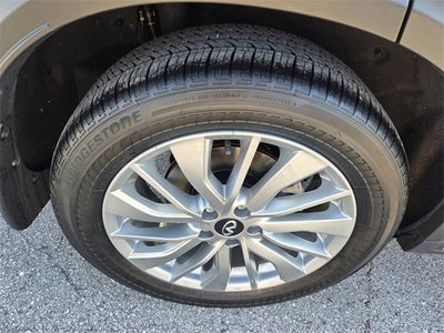 2023 INFINITI QX50 LUXE AWD