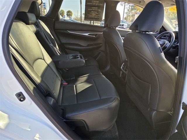 2023 INFINITI QX50 LUXE AWD