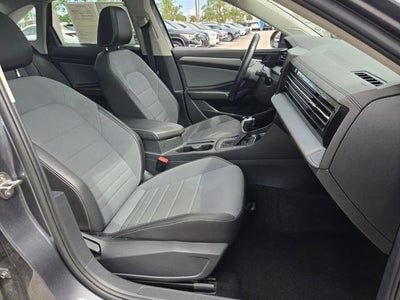2025 Volkswagen Jetta 1.5T SE