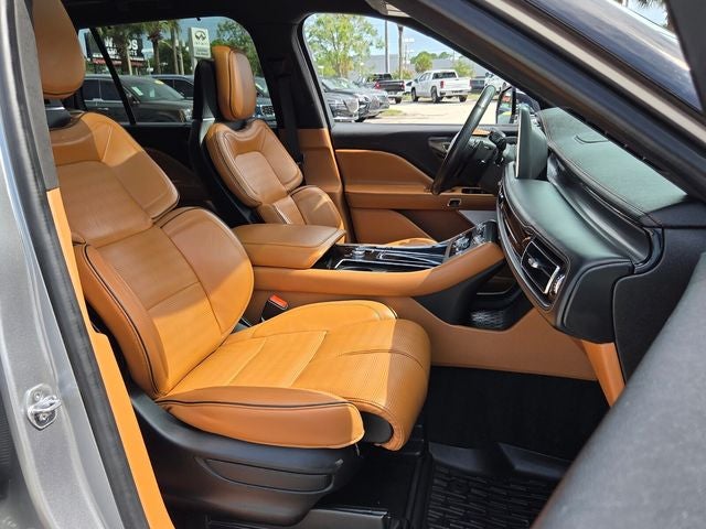 2022 Lincoln Aviator Black Label