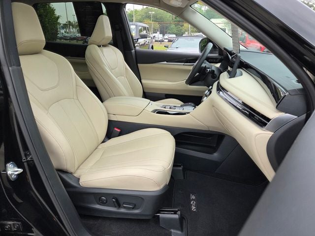 2025 INFINITI QX60 Pure FWD
