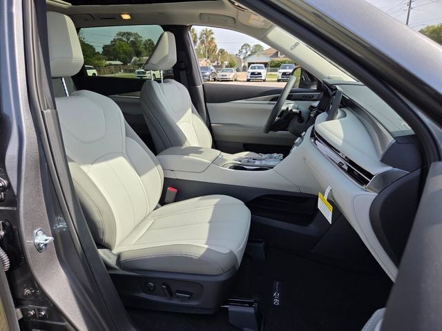 2027 INFINITI QX60 Luxe FWD