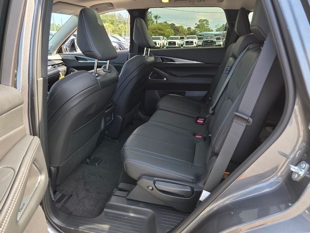 2027 INFINITI QX60 Luxe FWD